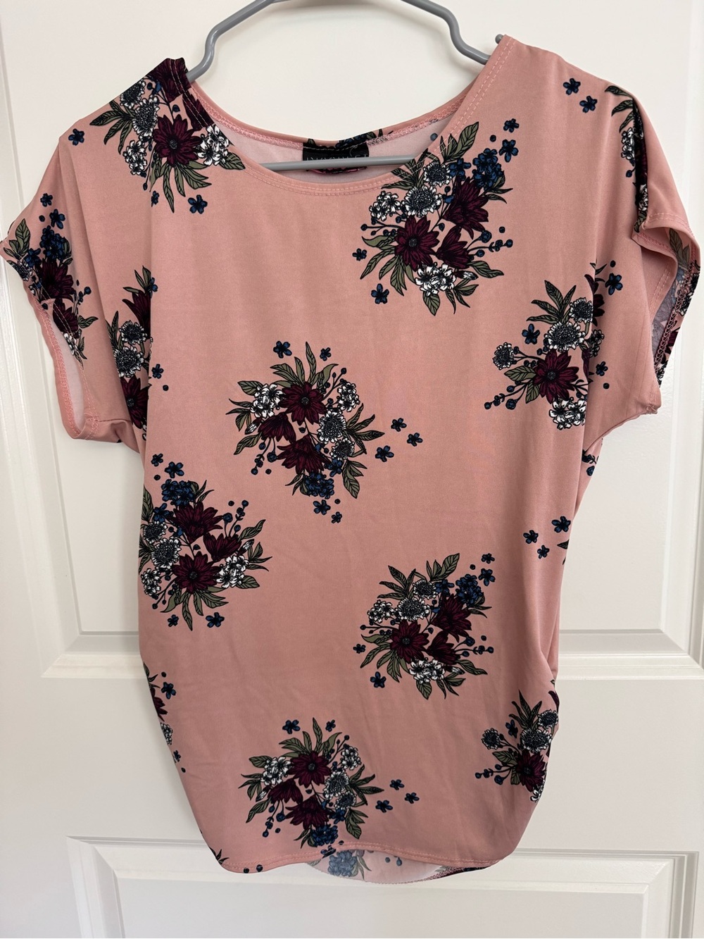 Discreet Dusty Pink Floral Short Sleeve Tee